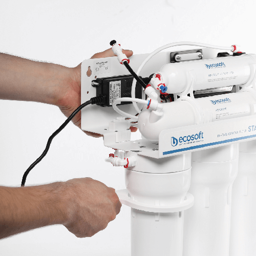 Osmoza inversa cu pompa, Ecosoft Standard MO550PS, 5 stadii, postcarbune și cadru metalic